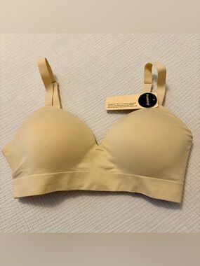 Truekind Nude Bra Sz M Medium new